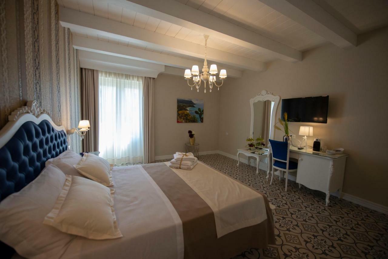 Sui Generis Tropea Luxury Rooms Exterior foto